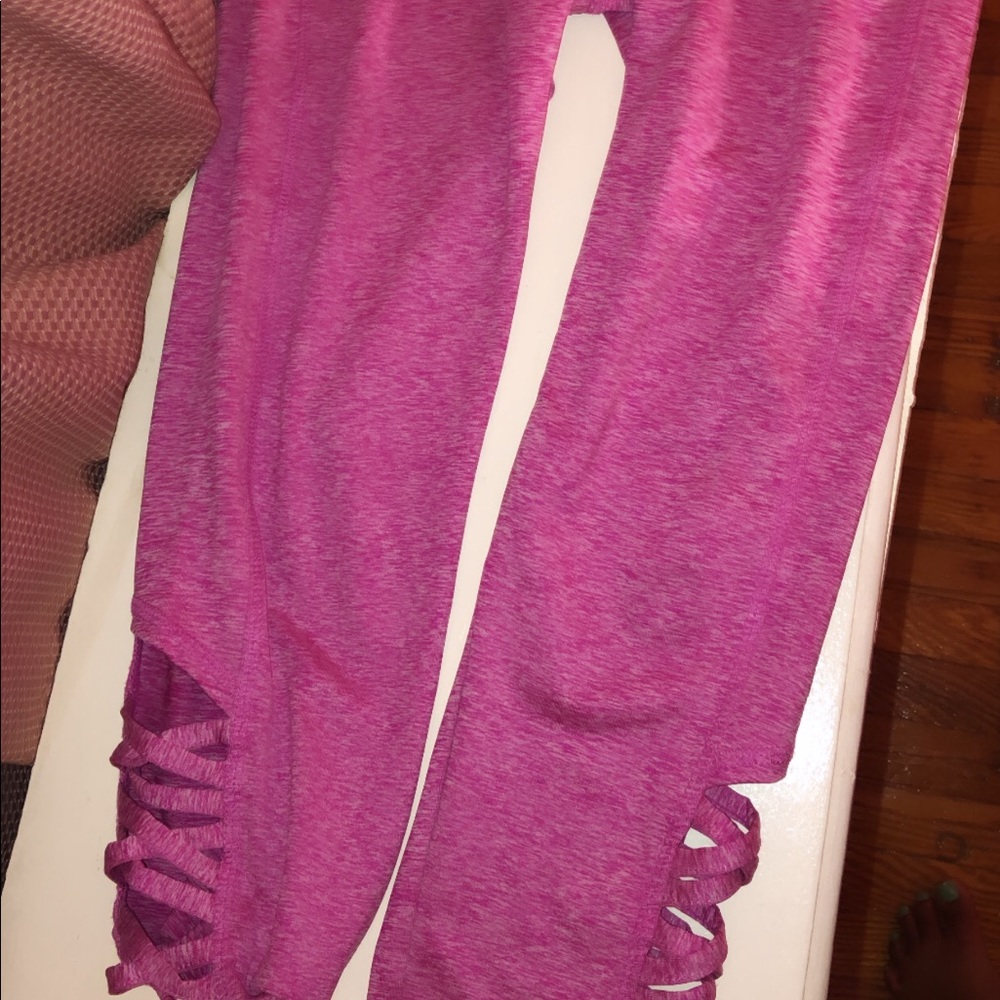 sketchers capri purple leggings